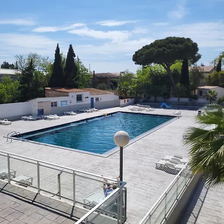 Mobil 4 Places , Climatisé Camping